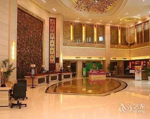 Taohualing Hotel Ичанг Екстериор снимка